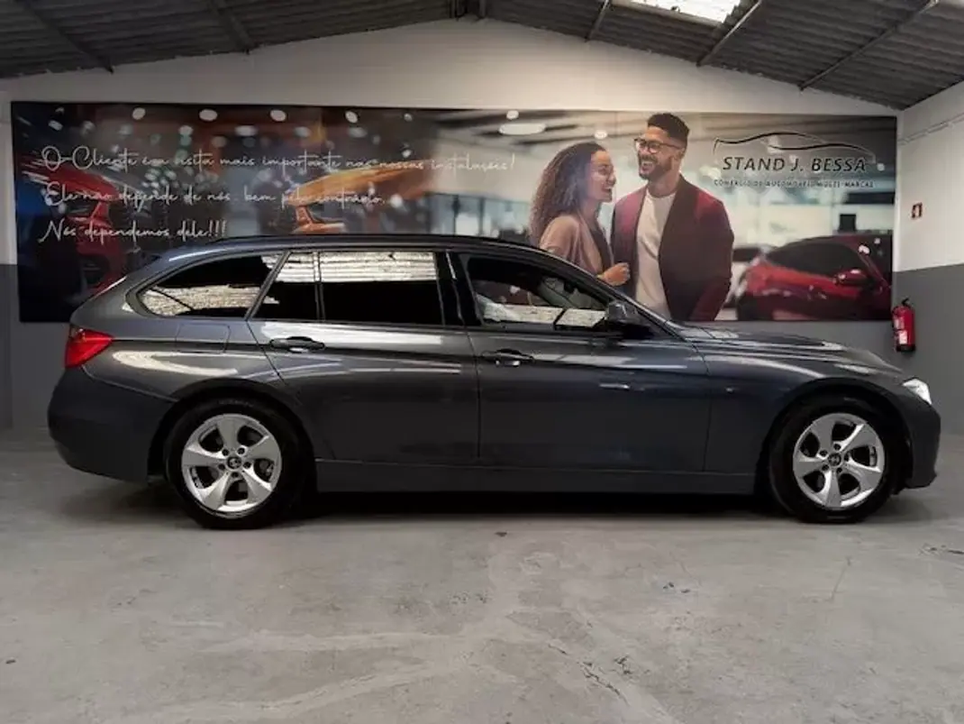 BMW 320 2013 - 11250 EUR, 242000 km - AUTO.MOTO.pt - 242000km - foto 3 de 20