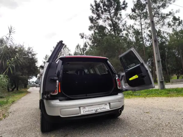 MINI Clubman 2011 - 7500 EUR, 293000 km - AUTO.MOTO.pt - 293000km - foto 7 de 65