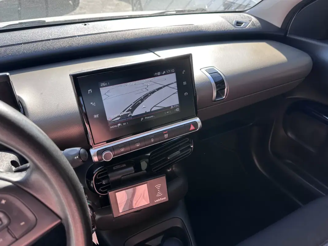 Citroën C4 Cactus 2020 - 11900 EUR, 150000 km - AUTO.MOTO.pt - 150000km - foto 17 de 37