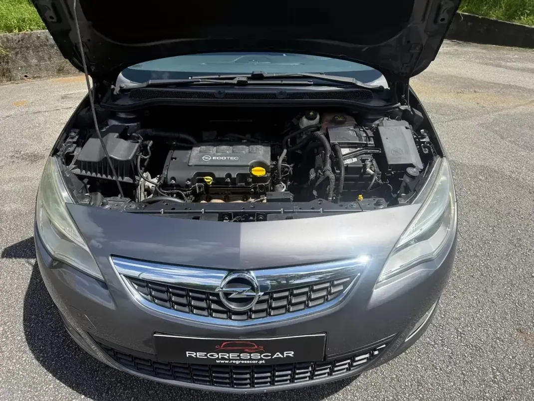 Opel Astra 2010 - 5990 EUR, 175000 km - AUTO.MOTO.pt - 175000km - foto 21 de 22