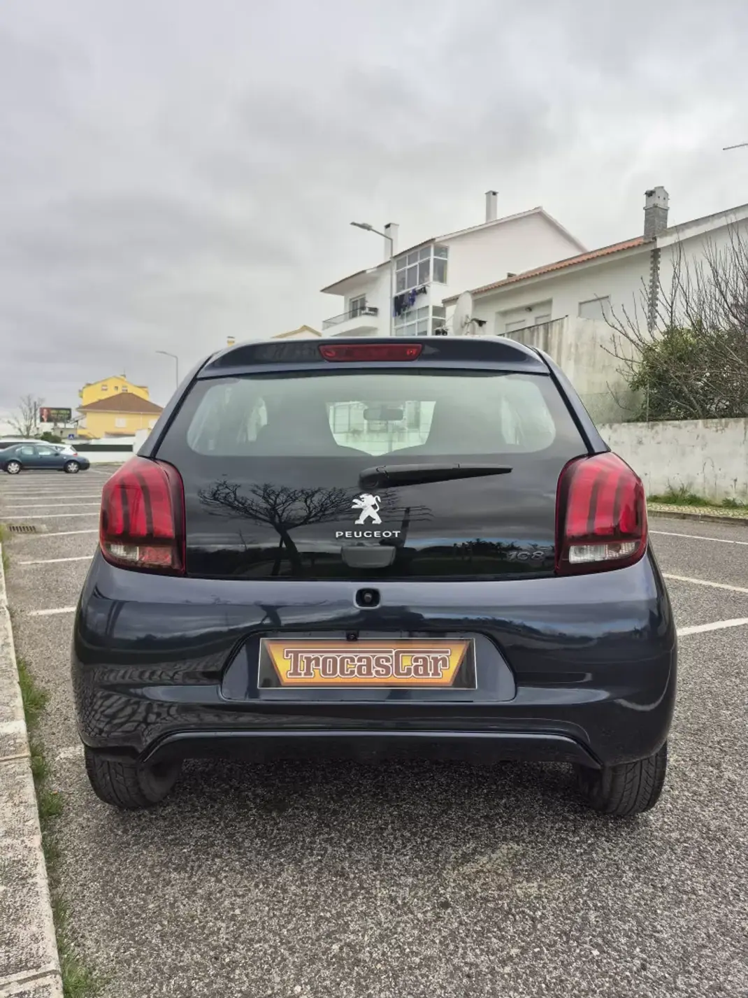 Peugeot 108 2016 - 6999 EUR, 159319 km - AUTO.MOTO.pt - 159319km - foto 6 de 21