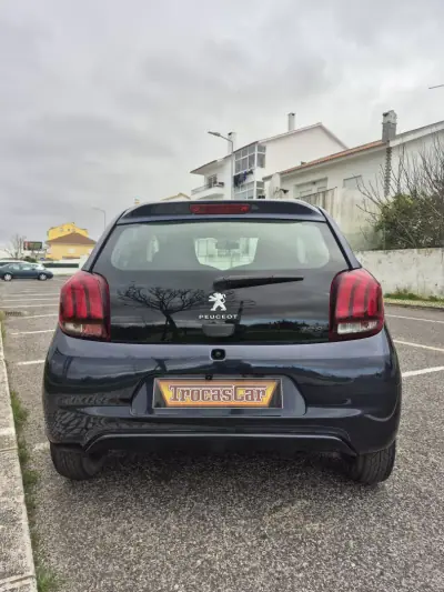 Peugeot 108 2016 - 6999 EUR, 159319 km - AUTO.MOTO.pt - 159319km - foto 6 de 21