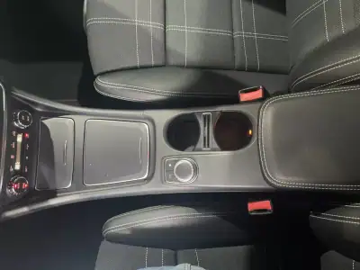 Mercedes-Benz A 200 2016 - 18450 EUR, 188000 km - AUTO.MOTO.pt - 188000km - foto 36 de 42