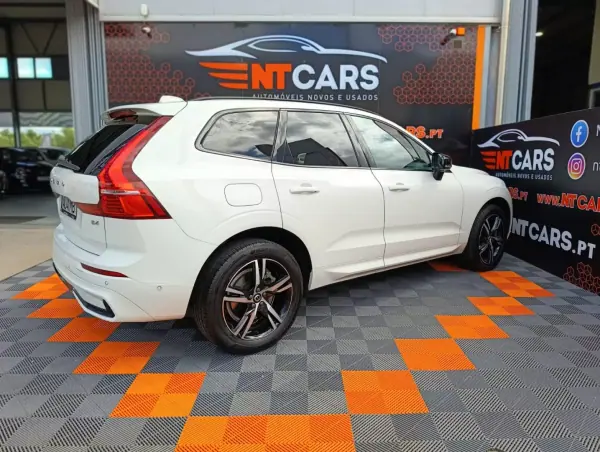 Volvo XC 60 2021 - 36900 EUR, 90150 km - 90150km - foto 2 de 26