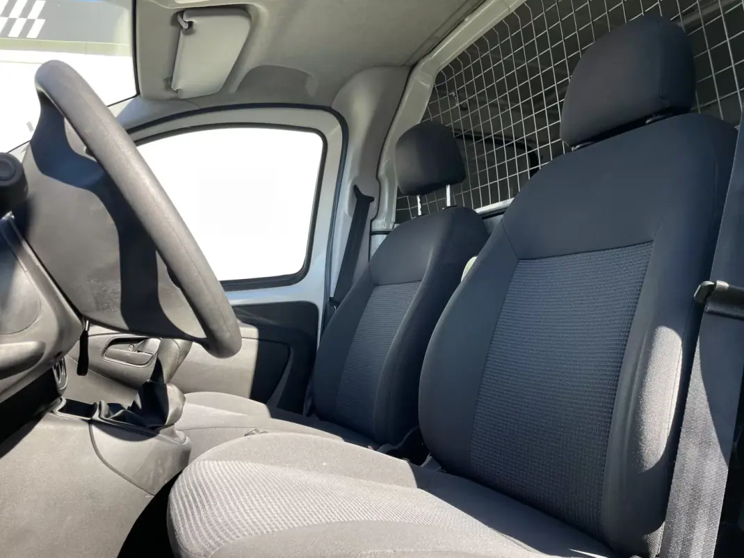 Citroën Nemo 2017 - 6990 EUR, 214200 km - 214200km - foto 5 de 18