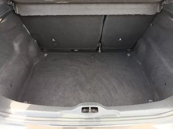 Citroën C4 Cactus 2020 - 14000 EUR, 56660 km - AUTO.MOTO.pt - 56660km - foto 13 de 23
