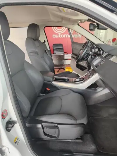 Land Rover Range Rover Evoque 2016 - 22750 EUR, 86400 km - AUTO.MOTO.pt - 86400km - foto 18 de 35