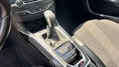 Peugeot 308 SW 2016 - 12490 EUR, 188000 km - AUTO.MOTO.pt - 188000km - foto 8 de 14