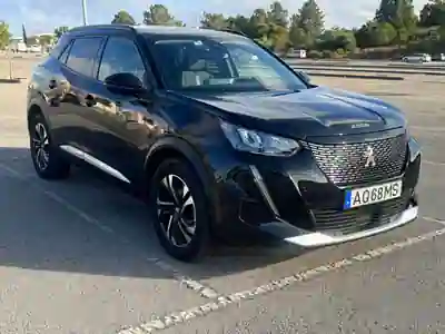 Peugeot 2008 2022 - 185000 EUR, 67000 km - 67000km - foto 1 de 12