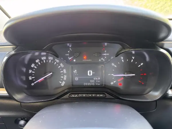 Citroën C3 2018 - 9500 EUR, 93545 km - AUTO.MOTO.pt - 93545km - foto 10 de 22