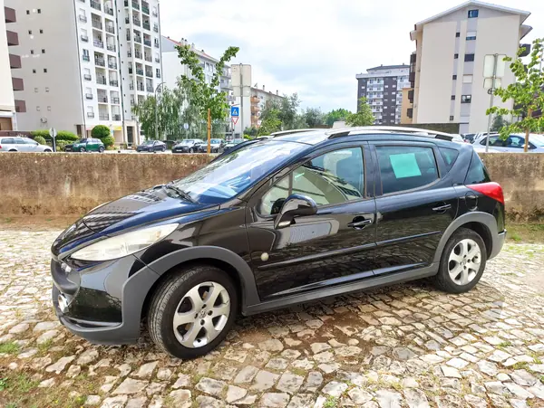 Peugeot 207 SW 2008 - 3500 EUR, 290000 km - AUTO.MOTO.pt - 290000km - foto 12 de 20