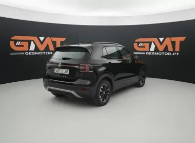 Volkswagen T-Cross 2020 — foto 6 de 22