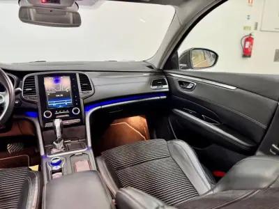 Renault Talisman Sport Tourer 2016 - 13750 EUR, 137000 km - AUTO.MOTO.pt - 137000km - foto 25 de 60