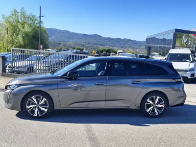 Peugeot 308 2022 - 19500 EUR, 130000 km - AUTO.MOTO.pt - 130000km - foto 6 de 37