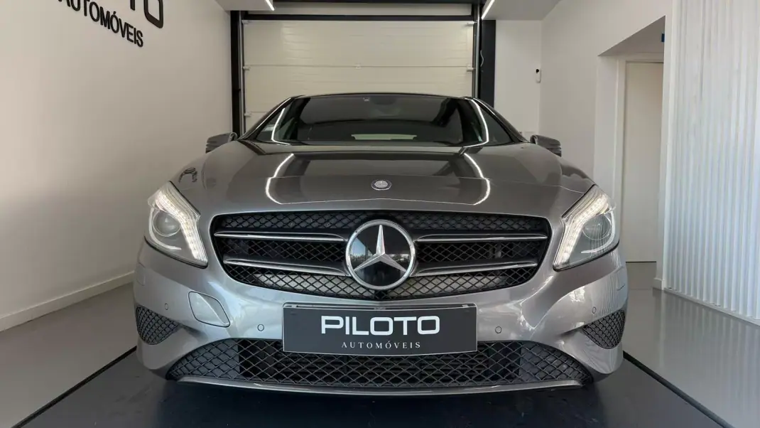 Mercedes-Benz A 180 2014 - 13990 EUR, 259250 km - AUTO.MOTO.pt - 259250km - foto 3 de 29