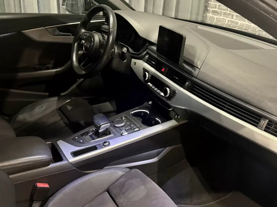 Audi A4 Avant 2017 - 20990 EUR, 148000 km - AUTO.MOTO.pt - 148000km - foto 8 de 19