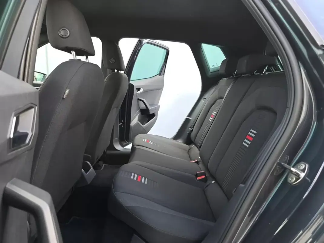 SEAT Arona 2020 - 14500 EUR, 61900 km - AUTO.MOTO.pt - 61900km - foto 37 de 42