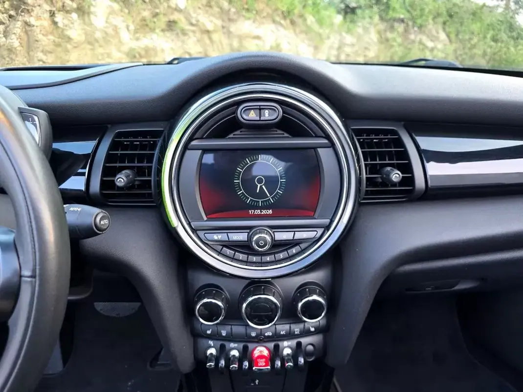 MINI 2024 - 20900 EUR, 50900 km - AUTO.MOTO.pt - 50900km - foto 19 de 35