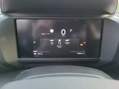 Citroën C4 2025 - 23900 EUR, 23477 km - AUTO.MOTO.pt - 23477km - foto 18 de 28