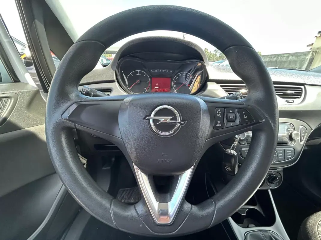 Opel Corsa 2015 - 10950 EUR, 112127 km - AUTO.MOTO.pt - 112127km - foto 13 de 20