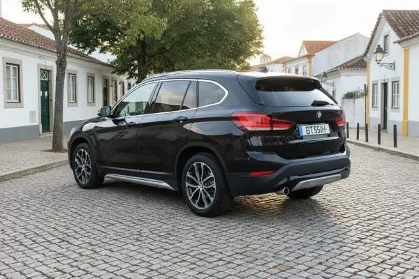 BMW X1 2020 - 23550 EUR, 127000 km - AUTO.MOTO.pt - 127000km - foto 6 de 20