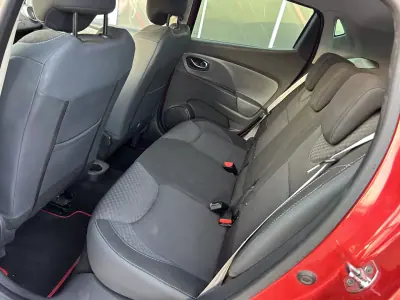 Renault Clio 2014 - 10947 EUR, 134000 km - AUTO.MOTO.pt - 134000km - foto 13 de 23
