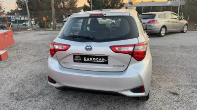 Toyota Yaris 2019 - 13880 EUR, 116435 km - AUTO.MOTO.pt - 116435km - foto 9 de 33