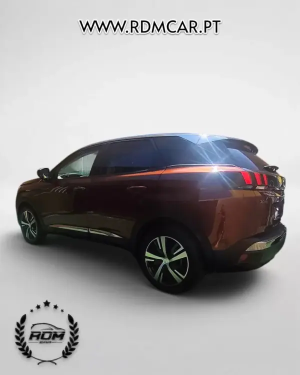 Peugeot 3008 2018 - 11990 EUR, 149000 km - AUTO.MOTO.pt - 149000km - foto 4 de 9