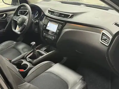 Nissan Qashqai 2017 - 16890 EUR, 117000 km - AUTO.MOTO.pt - 117000km - foto 35 de 40