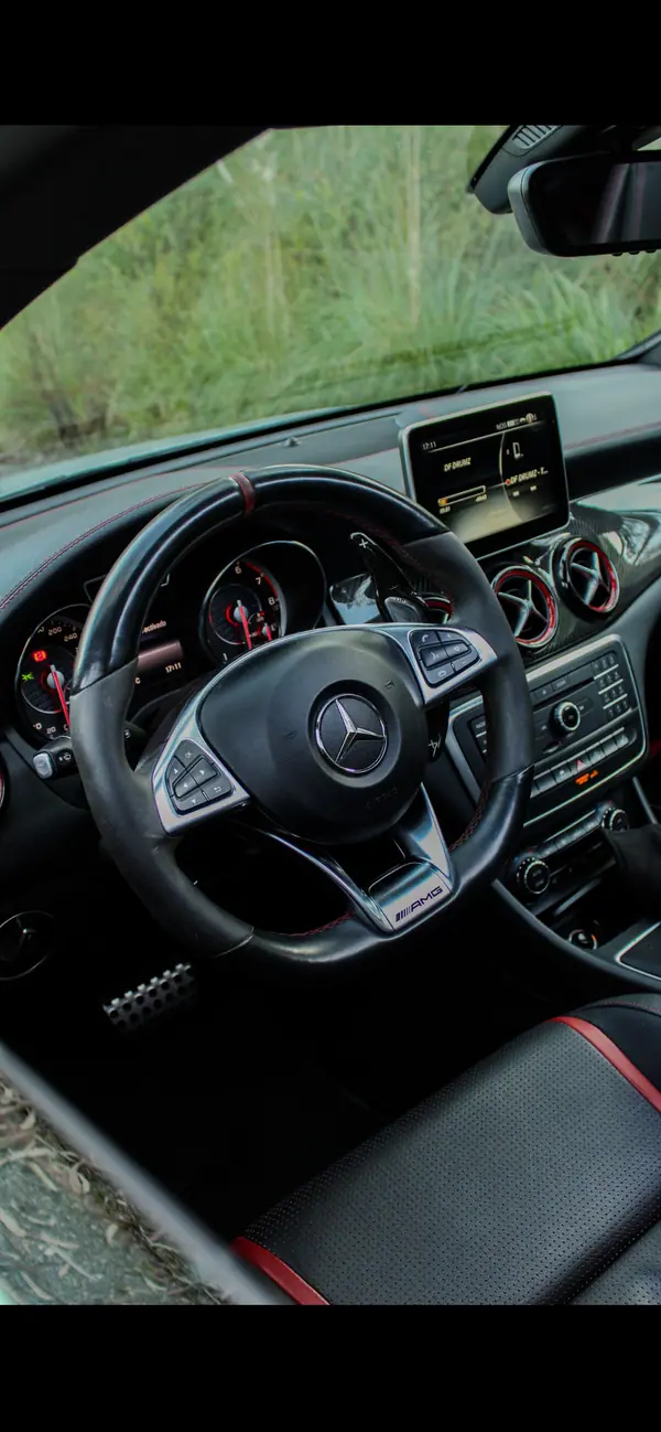 Mercedes-Benz CLA 45 AMG 2016 - 33000 EUR, 85800 km - AUTO.MOTO.pt - 85800km - foto 3 de 10