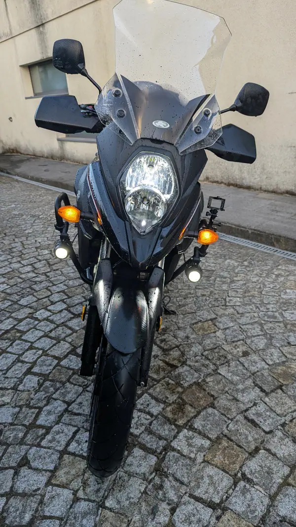 Suzuki V-Strom 650 ABS 2018 - 6900 EUR, 38000 km - AUTO.MOTO.pt - 38000km - foto 5 de 15