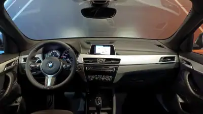 BMW X1 2018 - 21900 EUR, 195250 km - AUTO.MOTO.pt - 195250km - foto 7 de 45
