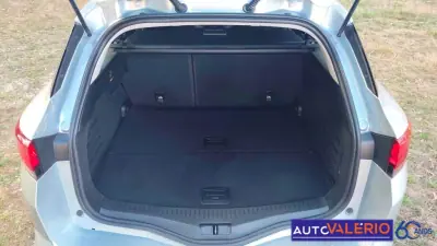 Renault Mégane Sport Tourer 2023 - 22950 EUR, 68025 km - 68025km - foto 33 de 34