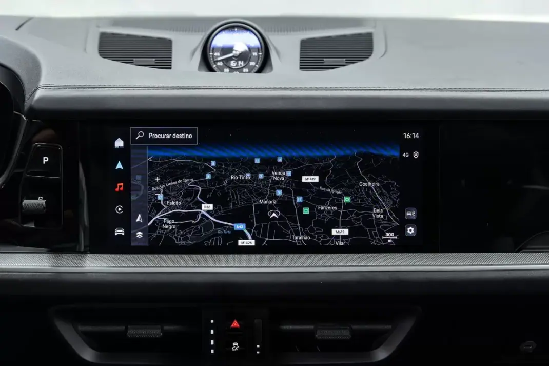 Porsche Cayenne 2024 - 97950 EUR, 32000 km - AUTO.MOTO.pt - 32000km - foto 35 de 55