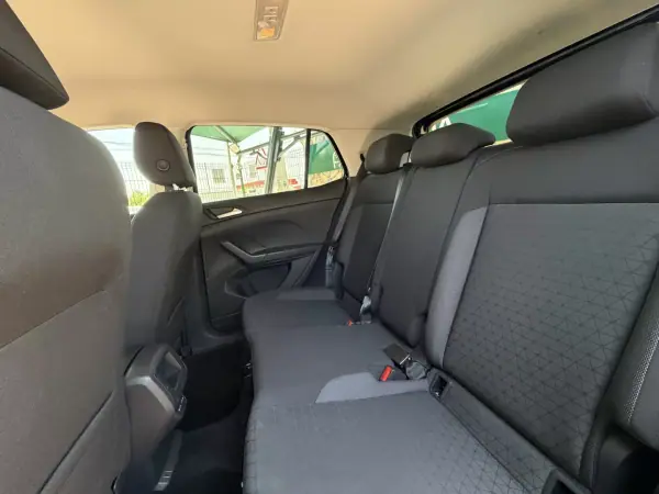 Volkswagen T-Cross 2023 - 22900 EUR, 49424 km - AUTO.MOTO.pt - 49424km - foto 15 de 17