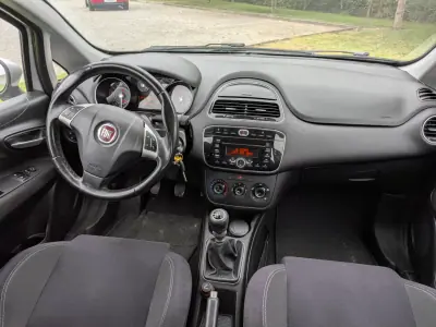 Fiat Punto 2014 - 6990 EUR, 176000 km - 176000km - foto 11 de 18