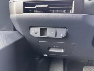 2026 - 36500 EUR, 4216 km - AUTO.MOTO.pt - 4216km - foto 15 de 23