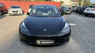 Tesla Model 3 2022 - 31900 EUR, 57000 km - AUTO.MOTO.pt - 57000km - foto 4 de 47