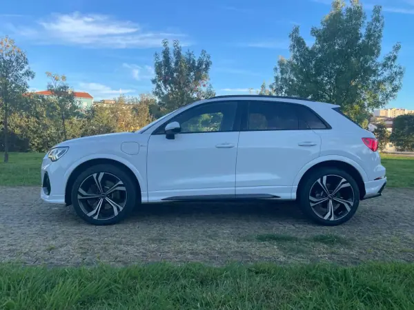 Audi Q3 2022 — foto 2 de 13