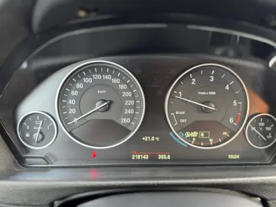 BMW 418 Gran Coupé 2018 - 19750 EUR, 218060 km - AUTO.MOTO.pt - 218060km - foto 4 de 25
