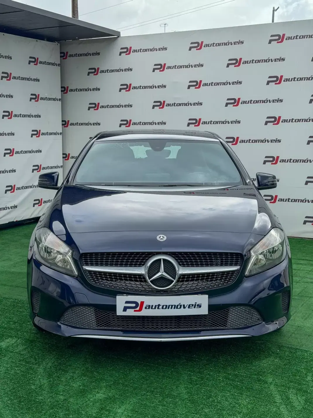 Mercedes-Benz A 180 2017 - 15990 EUR, 171488 km - 171488km - foto 2 de 22