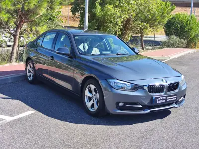 BMW 320 2013 - 15980 EUR, 161500 km - AUTO.MOTO.pt - 161500km - foto 4 de 38