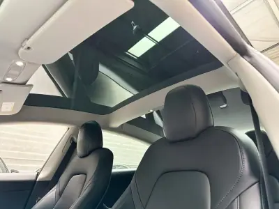 Tesla Model 3 2021 - 27950 EUR, 58905 km - AUTO.MOTO.pt - 58905km - foto 51 de 55