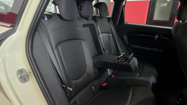 MINI Clubman 2017 - 13890 EUR, 159999 km - AUTO.MOTO.pt - 159999km - foto 48 de 51