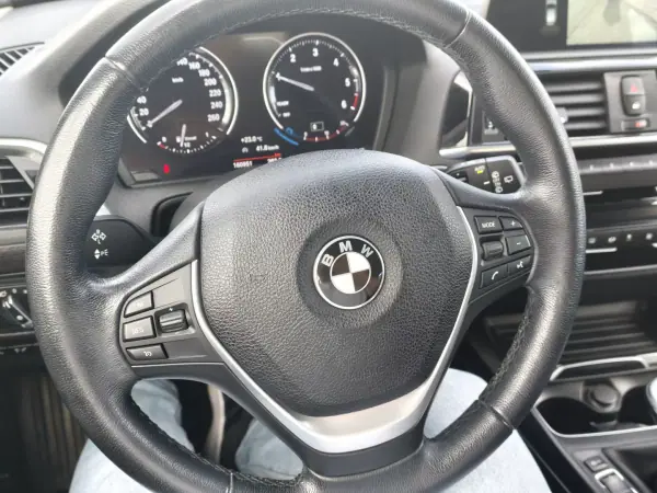 BMW 116 2019 - 17500 EUR, 160961 km - AUTO.MOTO.pt - 160961km - foto 26 de 29