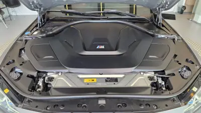 BMW i4 2022 - 55900 EUR, 33929 km - AUTO.MOTO.pt - 33929km - foto 29 de 65