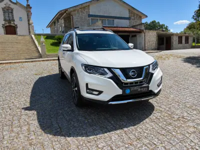 Nissan X-Trail 2017 - 18990 EUR, 179000 km - 179000km - foto 11 de 54