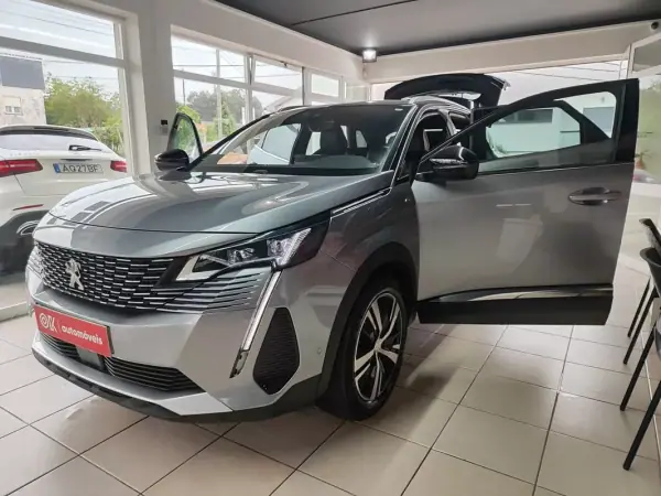 Peugeot 3008 2021 - 19750 EUR, 148000 km - AUTO.MOTO.pt - 148000km - foto 20 de 33