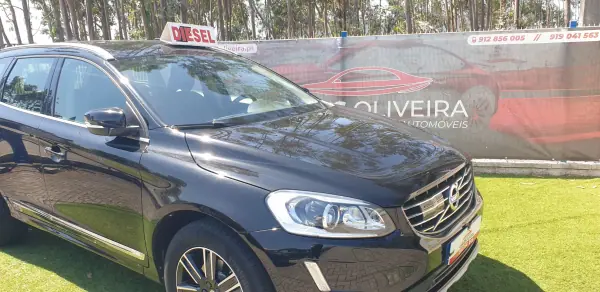 Volvo XC 60 2016 - 21750 EUR, 179000 km - AUTO.MOTO.pt - 179000km - foto 2 de 12