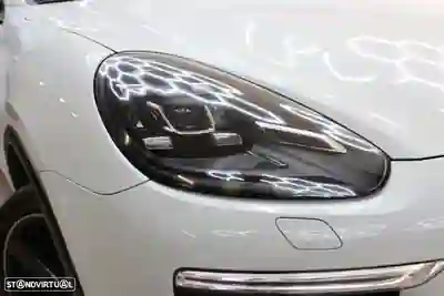 Porsche Cayenne 2015 — foto 4 de 32